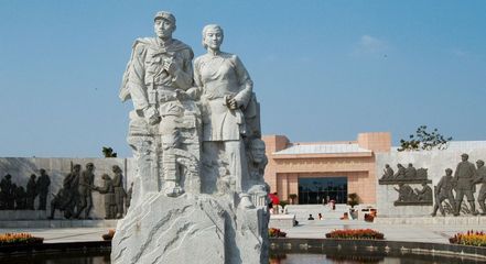 沙家浜文化魅力再現 阿慶嫂現身虹橋高鐵站，旅游禮包引熱潮